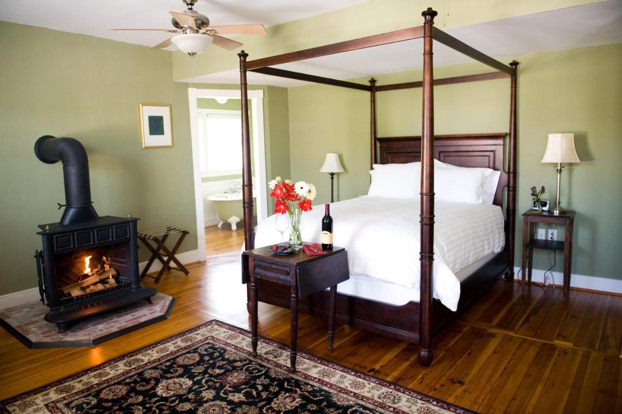 Hopkins Ordinary Bed, Breakfast And Ale Works Bed & Breakfast Sperryville Екстериор снимка